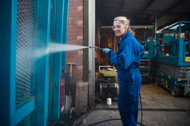 Best Restaurant Pressure Washing  in Lakeland North, WA